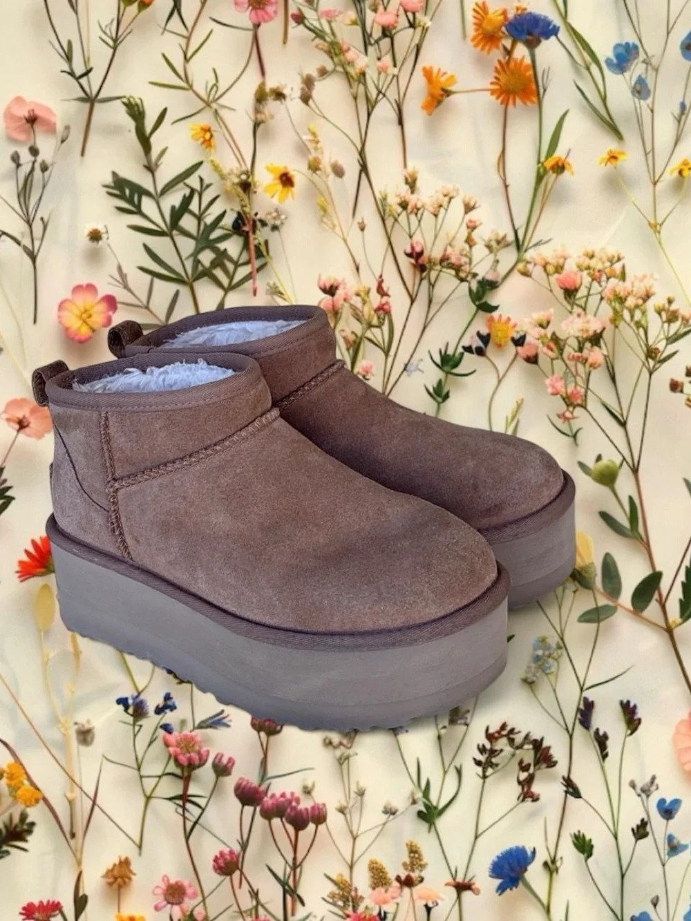 UGG ultra mini